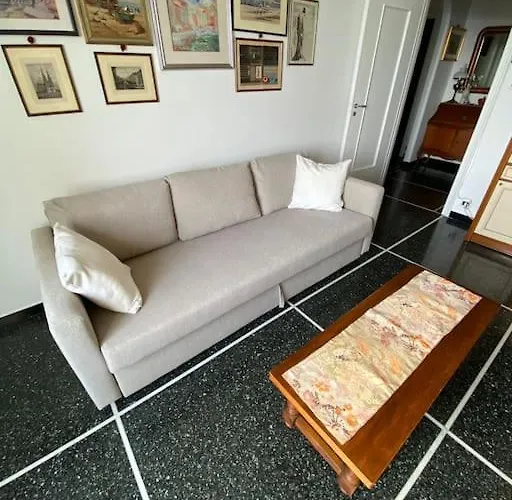 A Sturla Citra 010025-lt-2437